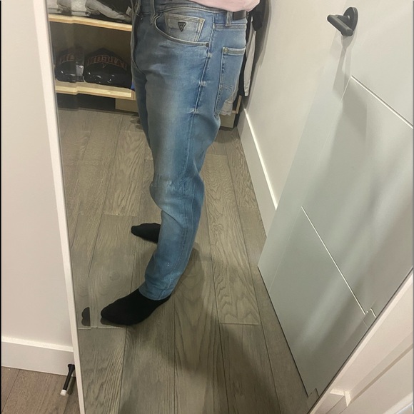 ❓Guess Jeans - light wash - mens , 31 waist, 30 length. SLIM TAPERED - Picture 8 of 9